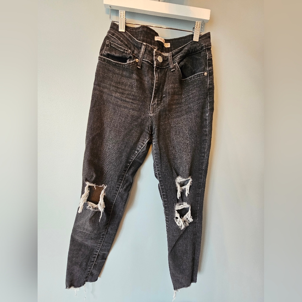 Levi's Black Distressed Women Jeans